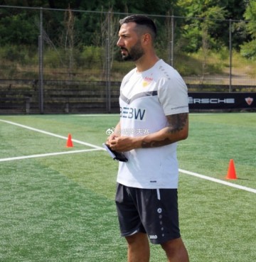 博主：国安聘请37岁克利特担任球探主管，他此前任职斯图加特